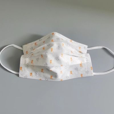 1/8&quot;は非常に柔らかい伸縮性がある耳3つの層子供の使い捨て可能なマスクのための白い摩耗バンドを輪にする